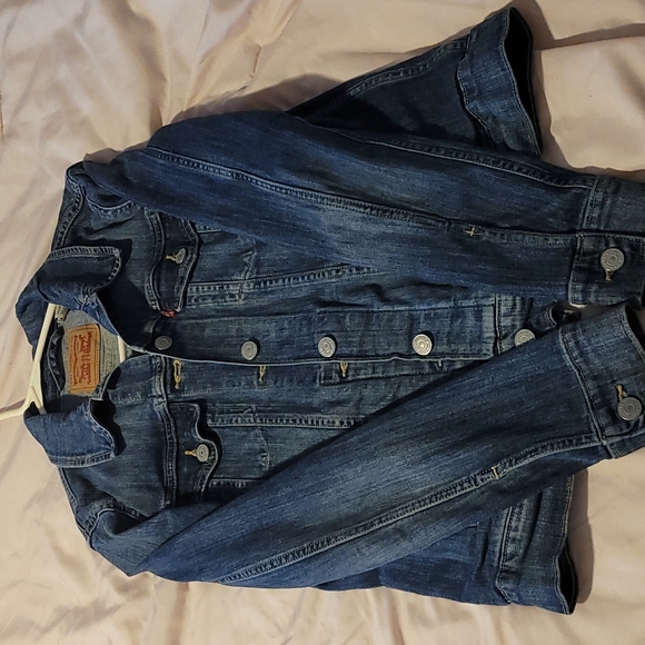 Levi's Jean Jacket - Picture 1 of 4